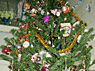 HAVE A LOOK AT THE GIFTS HANGIN' ON THE TREE!!